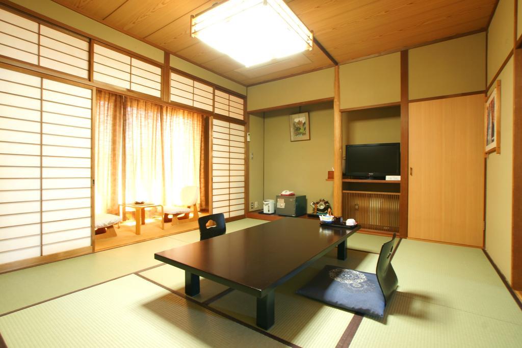 Imakuni Ryokan Takachiho Bagian luar foto