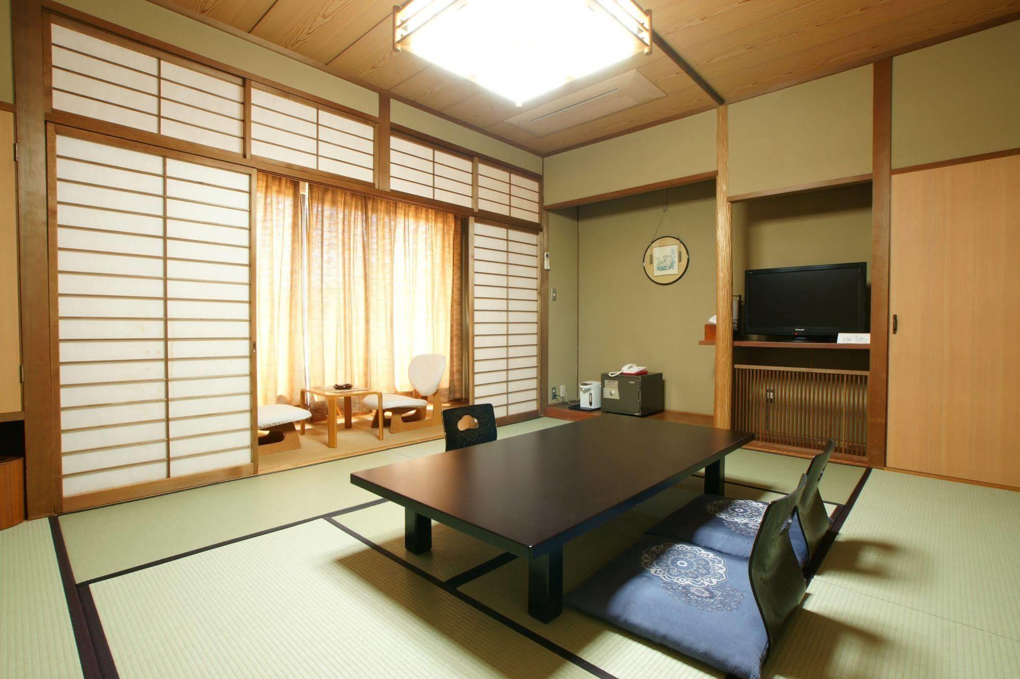 Imakuni Ryokan Takachiho Bagian luar foto